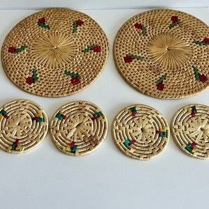 Bundle of woven whicker 4 coasters and 2 trivets